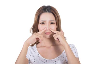 月经推迟恶心但不吐 月经推迟恶心但不吐