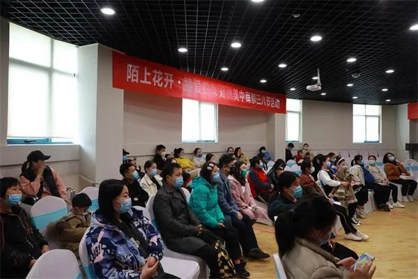 女神盛宴！<a href='http://www.sliviun.cn/' target='_blank'><u>郑州美中商都妇产医院</u></a>三八节“陌上花开，臻爱归来”孕妈活动温情启幕