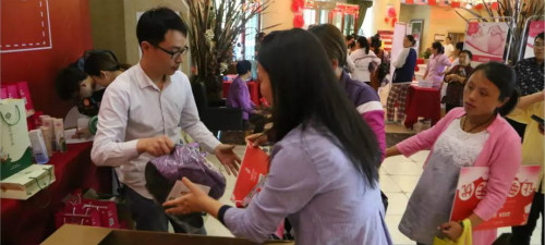 美中商都母亲节活动