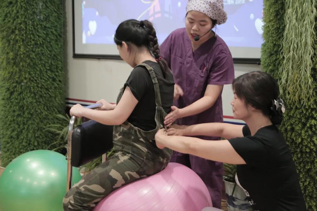 郑州美中商都妇产医院七夕活动