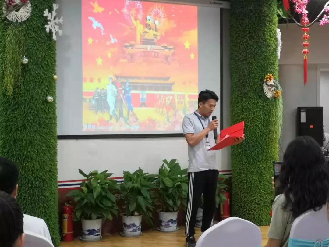 喜迎八一致敬军魂！郑州美中商都妇产医院
