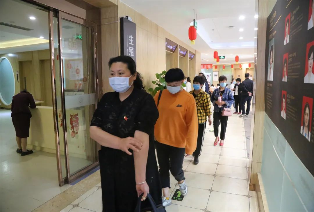 郑州美中商都妇产医院母亲节公益活动