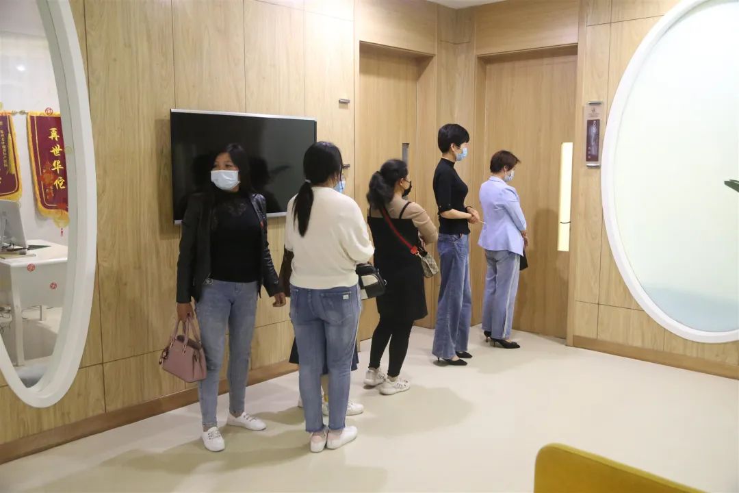 郑州美中商都妇产医院母亲节公益活动